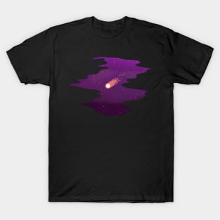 Comet in the sky T-Shirt T-Shirt